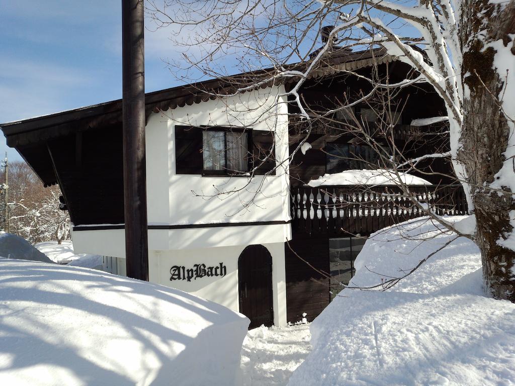 Alp Bach Madarao Lodge